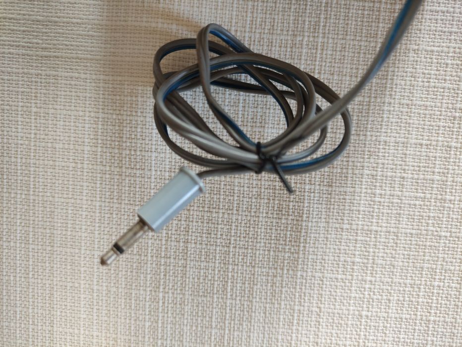 Японски винтидж адаптер за напрежение