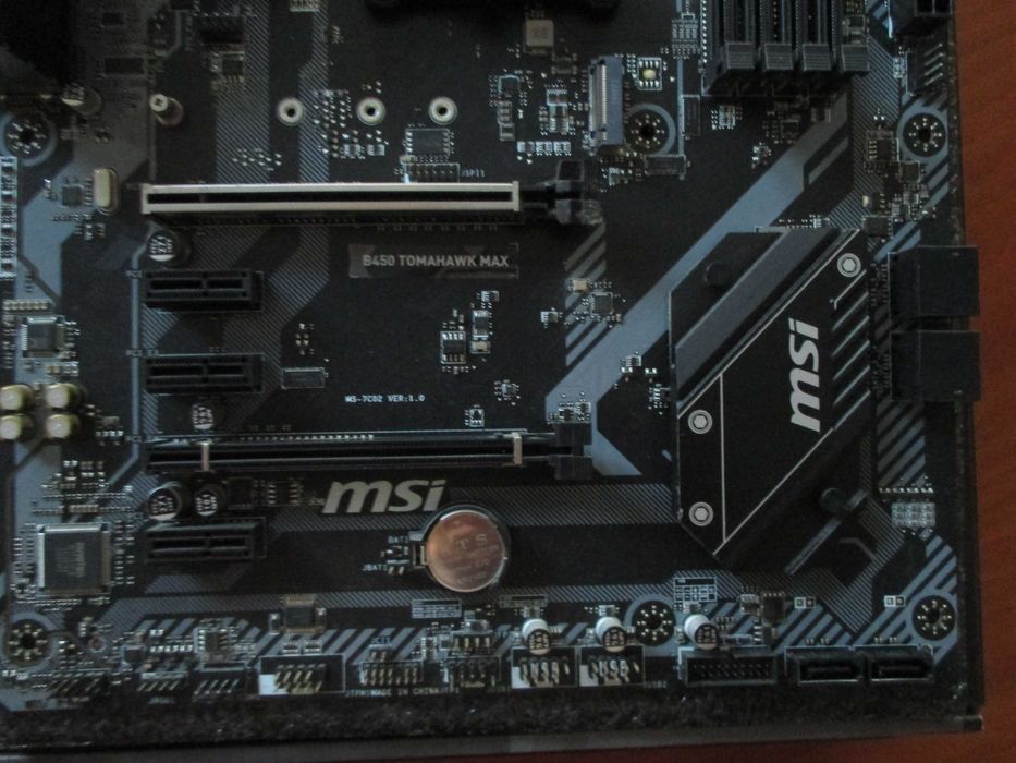 Дънна платка MSI B450 Tomahawk Max, сокет АМ4