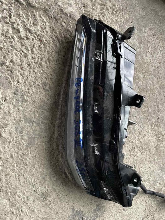Десен фар за Peugeot 308 (2025”)