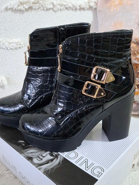 Дамски черни боти