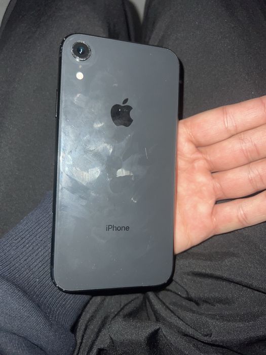 Iphone xr ideal holatda