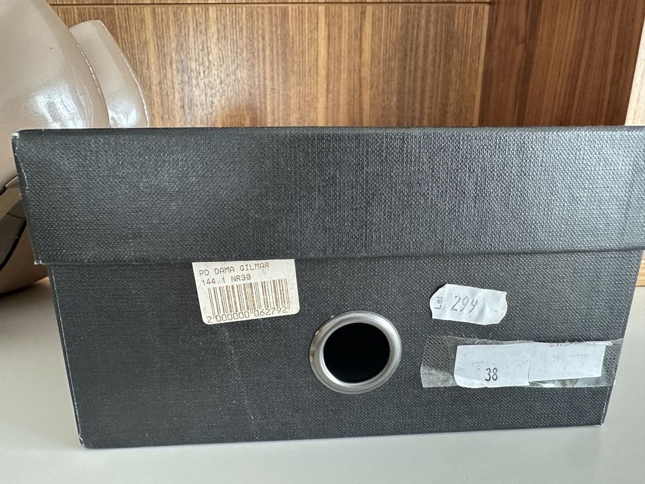 Pantofi eleganti Coly, piele lacuita, model stiletto marimea 38