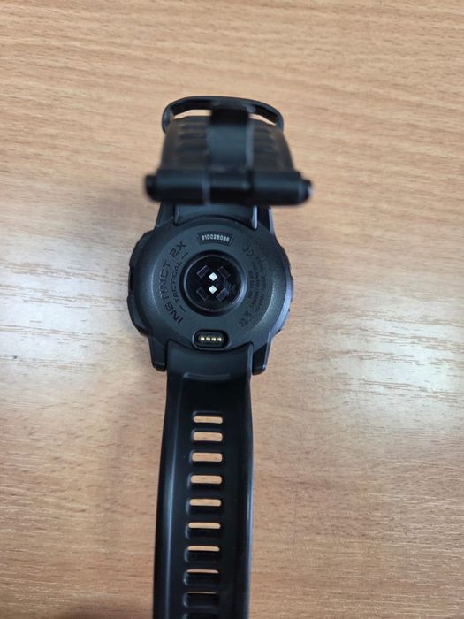 Продам смарт часы Garmin