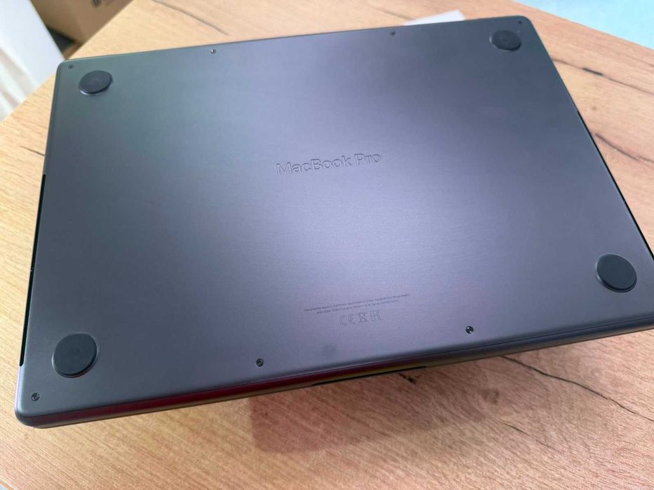 MacBook Pro 14 M4 Pro 24GB 512GB Space Black 100% Baterie Garantie * Doar 23 cicluri de încărcare