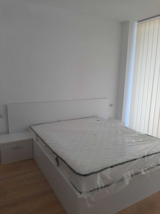 Inchiriez apartament