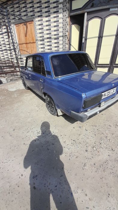 Lada vaz 2105 tez va arzon sotiladi