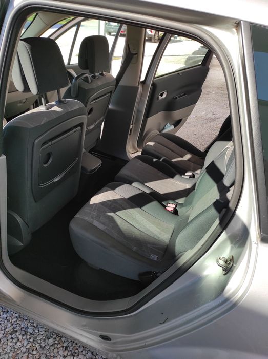 Продавам Рено Сценик 1,5 dci