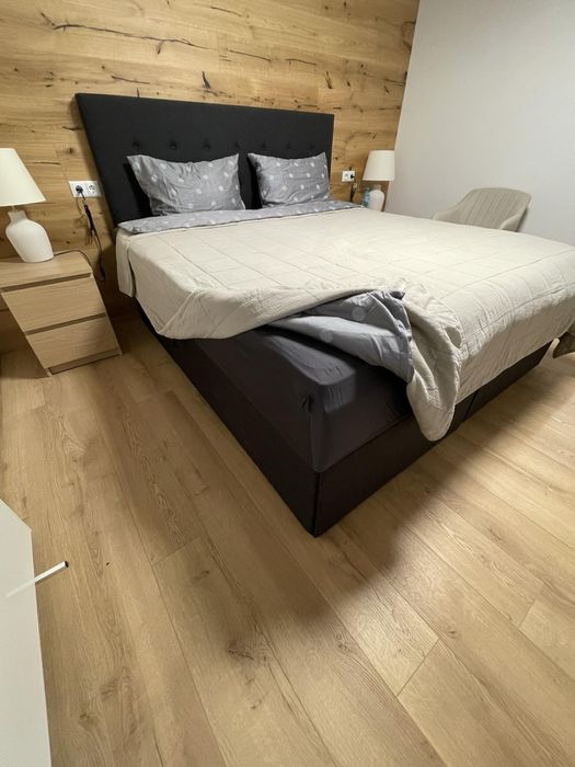 Спалня Jusk с нощни шкафчета