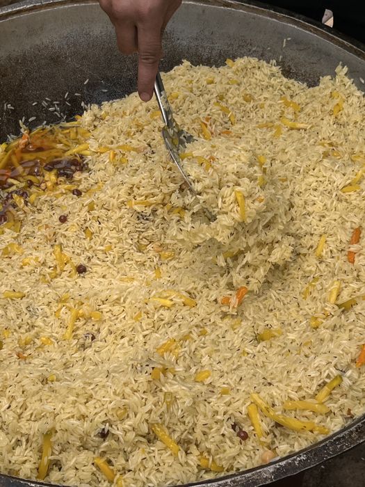 Плов,Қуырдақ,Сірне Шалык. И т.д