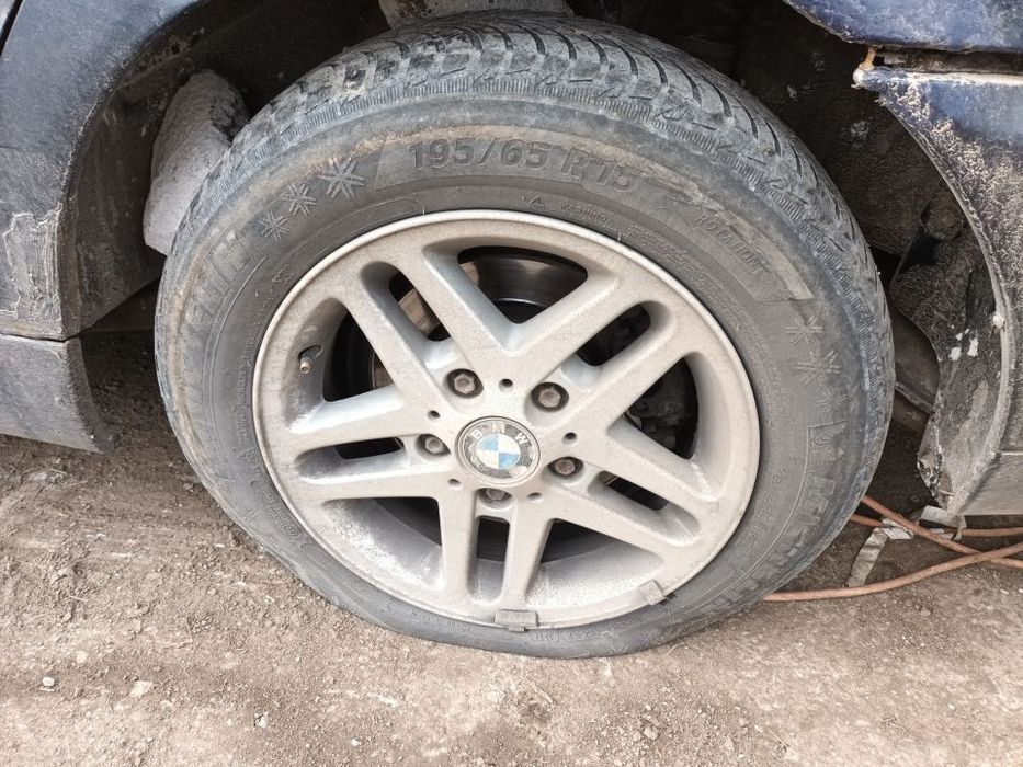 Dezmembrari  BMW 3 (E46)  1998  > 2007 320 d Motorina