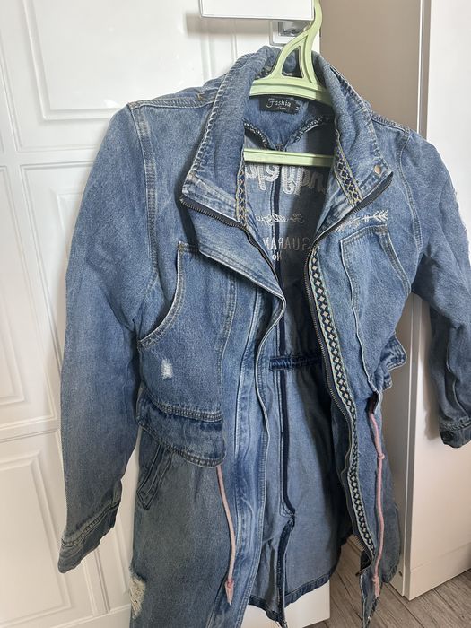 Джинсовая куртка