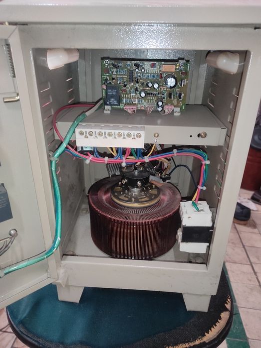 Продаëтся стабилизатор