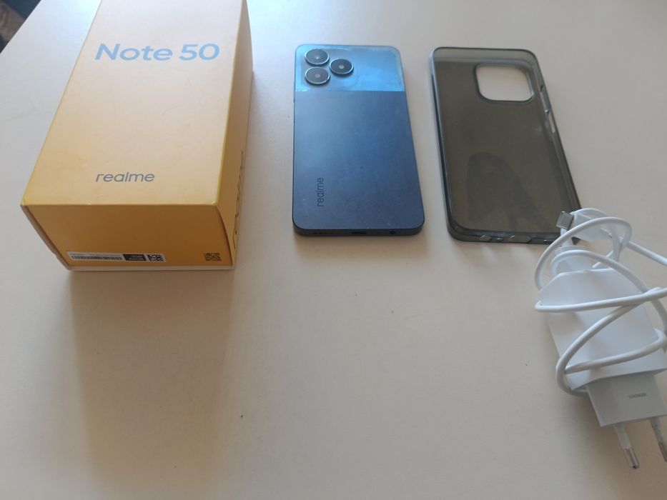 Продам телефон срочно