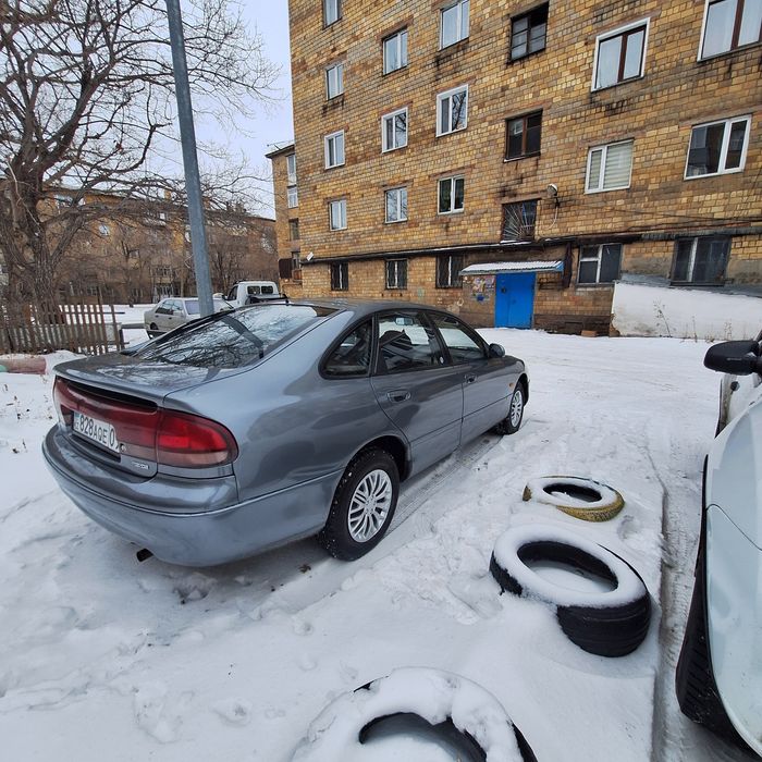 Продам Мазду Кронос