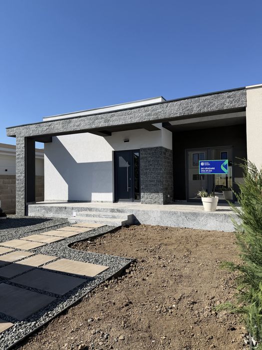 CASĂ MODERNĂ PE PARTER | Construcție nouǎ