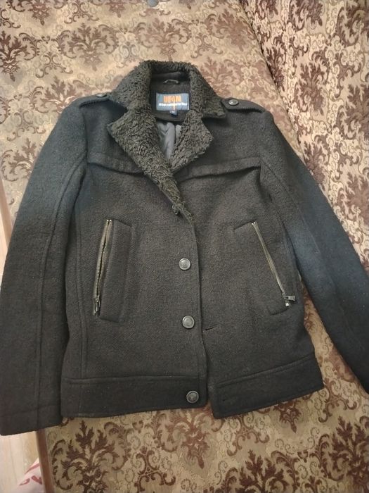 Эркаклар пальтоси ва костюм шим