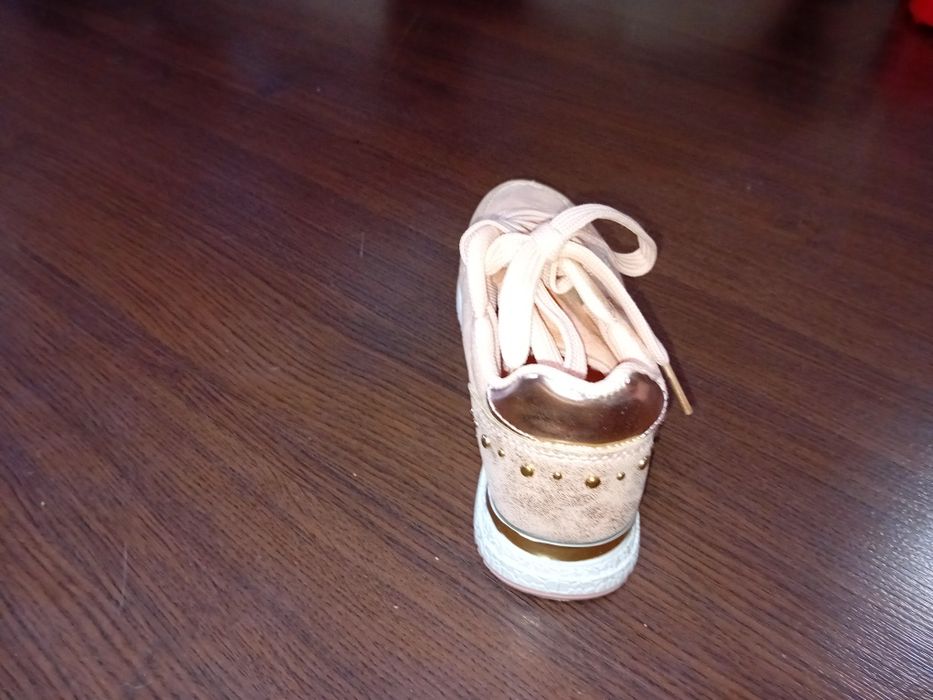 Детски обувки за момиче