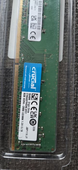 Ram Crucial 16Gb ddr4 2666 Nou kit.