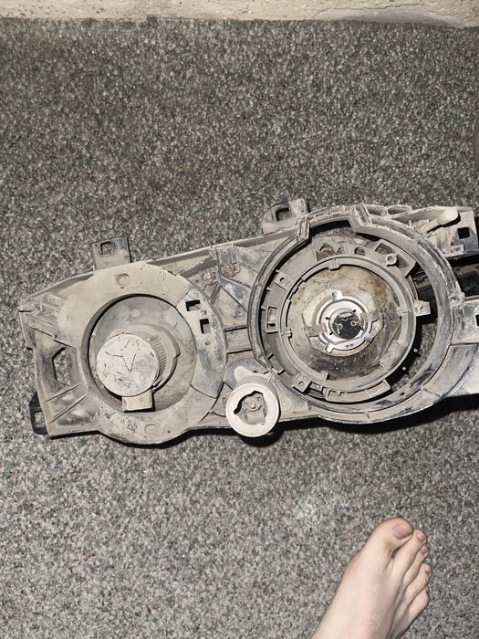 Продам фары от е34, хелла стекло