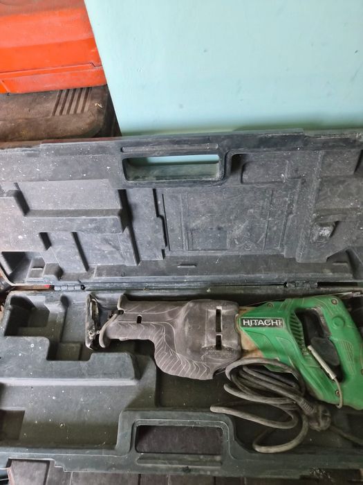Fierăstrău sabie  Hitachi CR 13V2