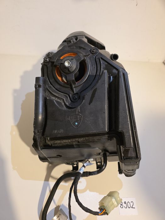 Airbox Carcasa Filtru Aer Cu Rampa De Injectie Si Senzori Completa