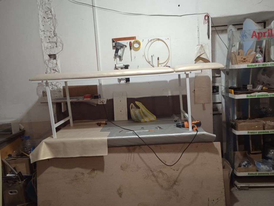 Стационарный лежак для процедур