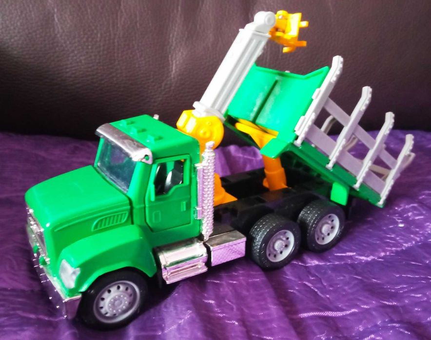 Детско камионче със светлини и звуци