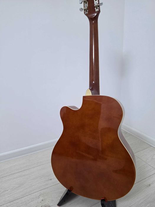 Chitară acustică NOUĂ