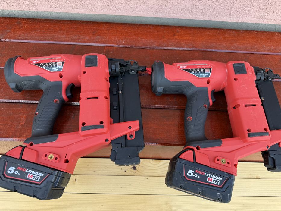 Milwaukee pistol de cuie pentru finisaj