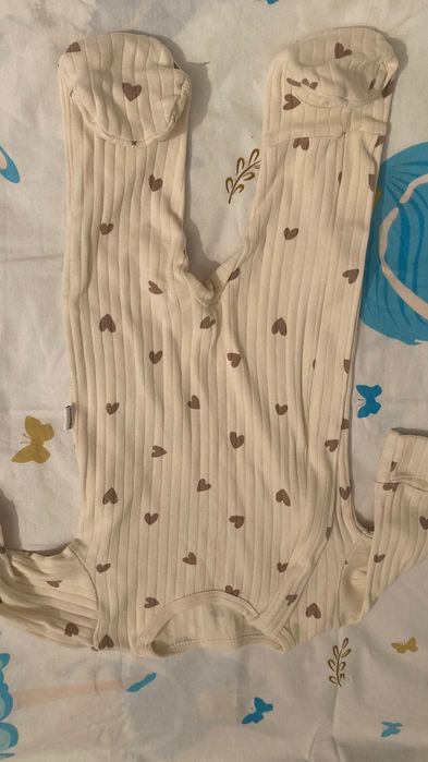 Продам вещи для новорожденных девочек