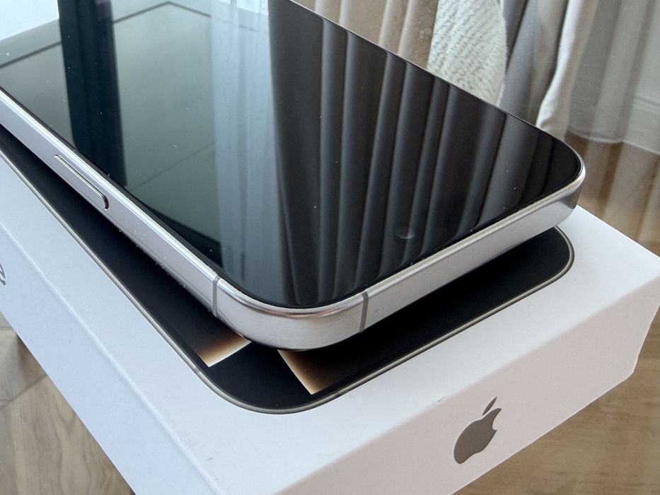 iPhone 16 Pro Max 512gb - като нов, с гаранция