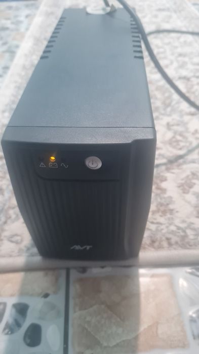 Avt 850va ups + батарея бонус