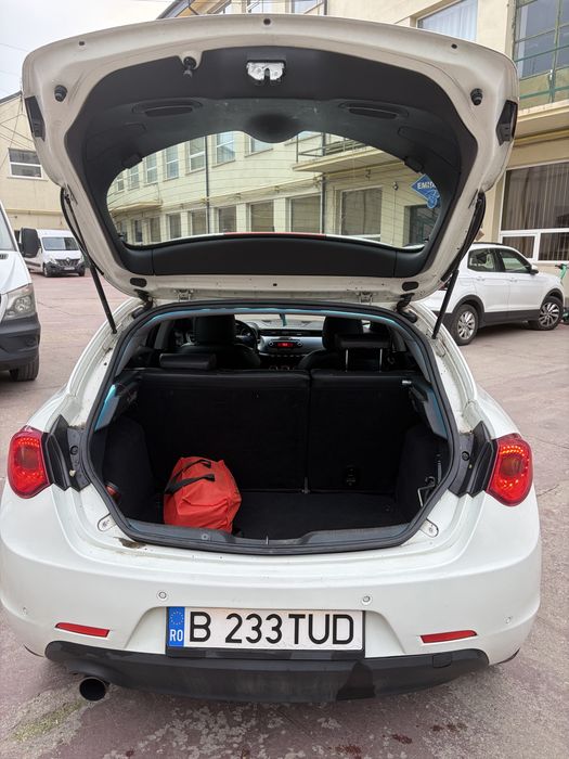 ALFA ROMEO Giulietta 2010 — imagine 5