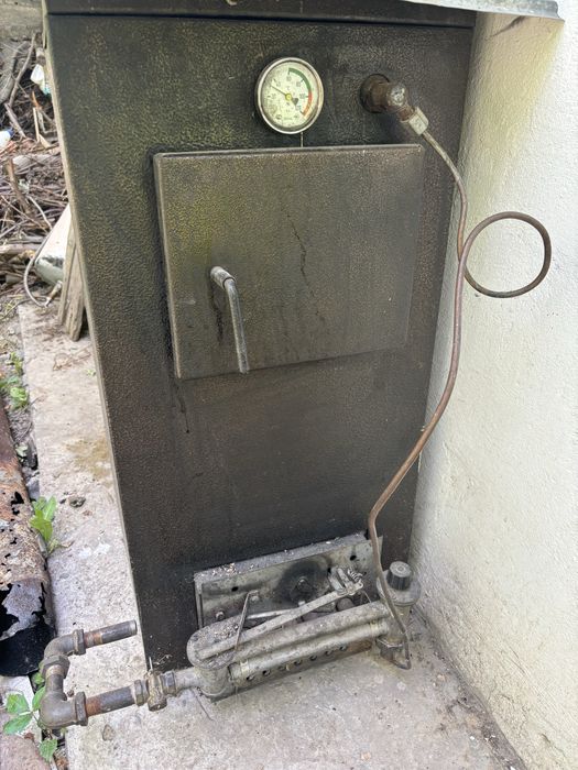 Продам котёл (газ, уголь)