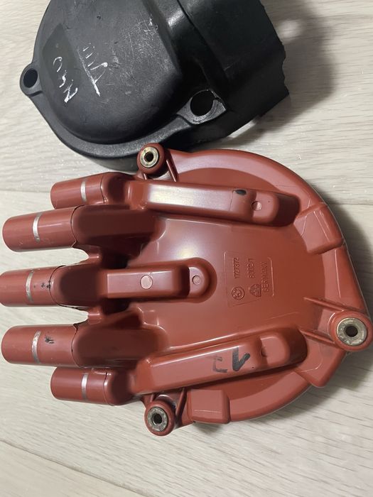 Крышки трамблера бмв е34 е36 м40