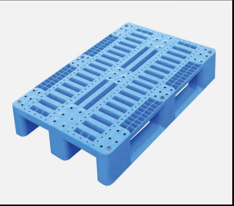 Пластиковые поддоны. Размеры:1200×800×150. Цена: 345000 сум за шт