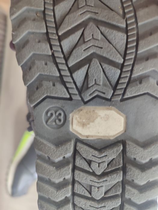 Продам зимние сапоги