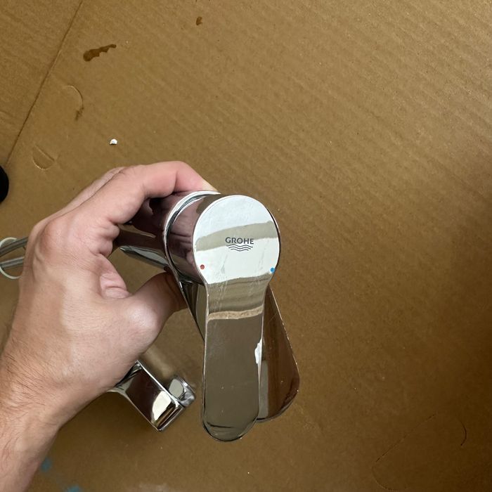 Baterii Grohe chiuvetă + Ideal Standard cadă/duș – stare foarte bună