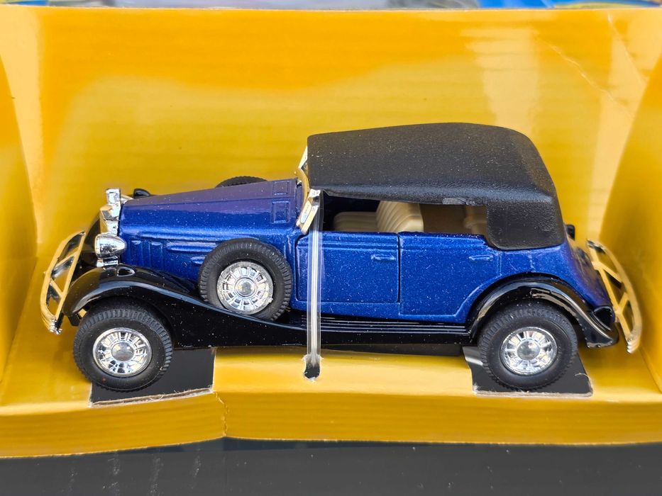 Macheta Auto 1/43  World Of Wheels Impag Old Timer