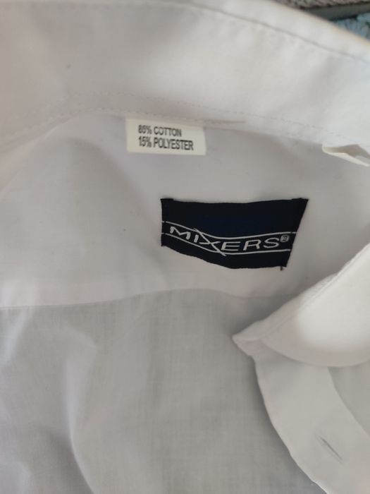 Продам костюм тройку на мальчика