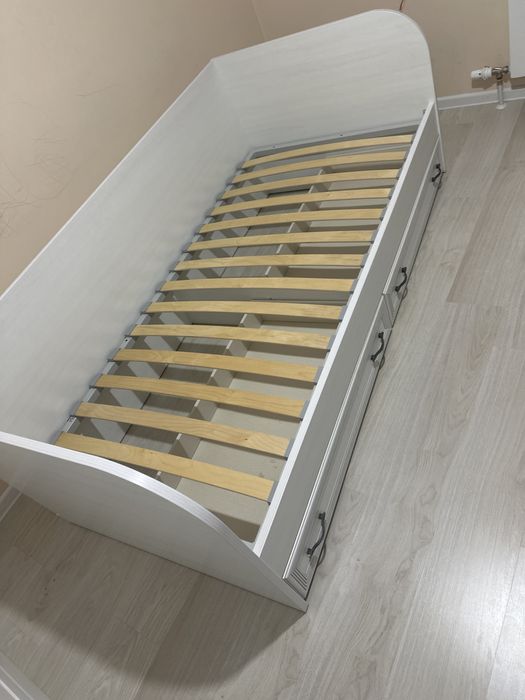 Кровать детская (190х90)