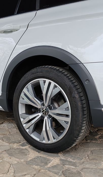 Jante aliaj 18 " OE VW Passat B8, B8. 5, Alltrack, Skoda, Audi, Seat, anvelope  Pirelli 245 45 R18  FACTURA!