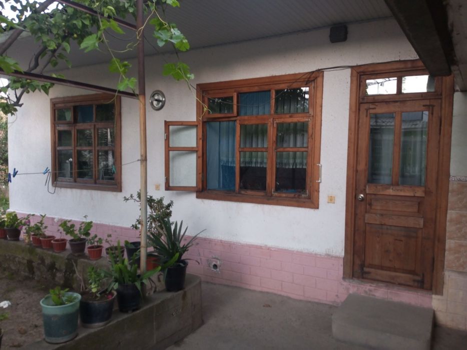 Продаётся участок 5,74 соток цена 150 000 y.e окончательно.