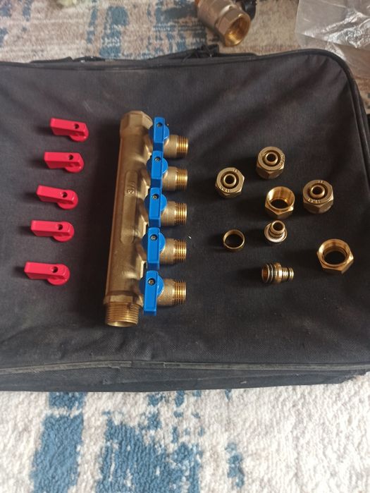 Гребенка для Горячей и Холодной Воды.