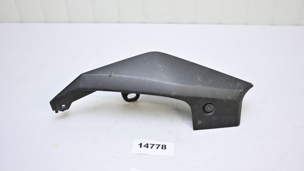 Carena Codita Spate Dreapta Yamaha MT09 2014 - 2016