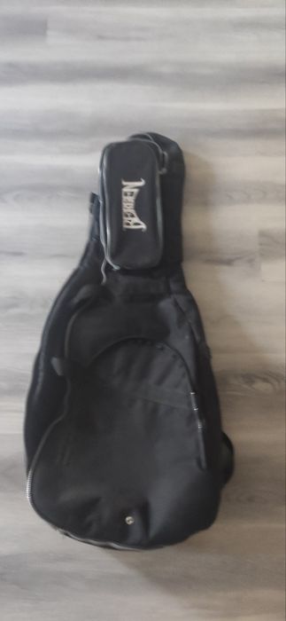 Гитара Yamaha C40  в хорошем состоянии Срочно