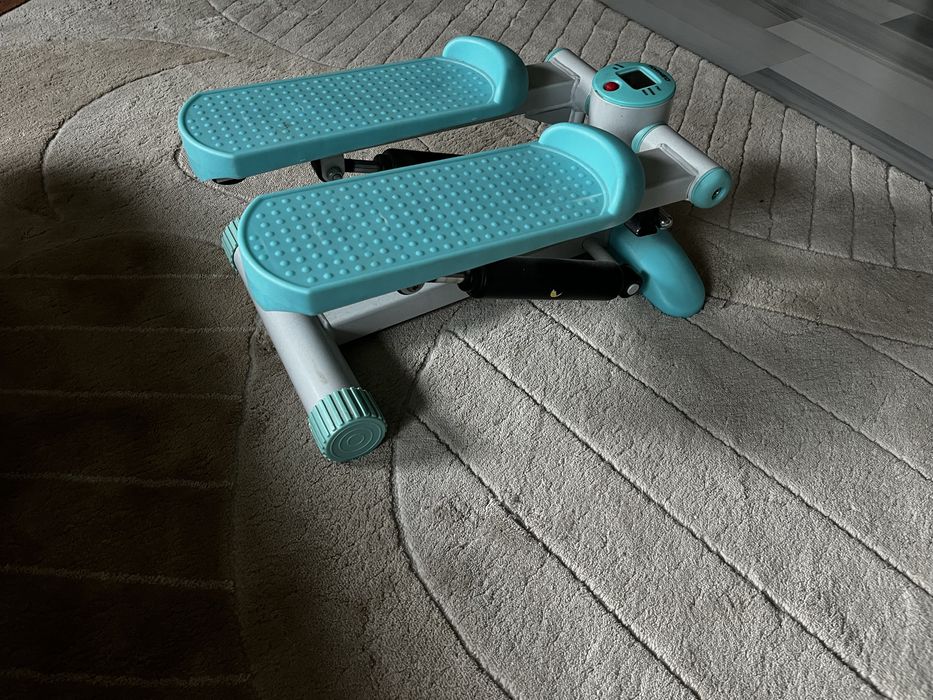 Продам степпер, тренажер для ног