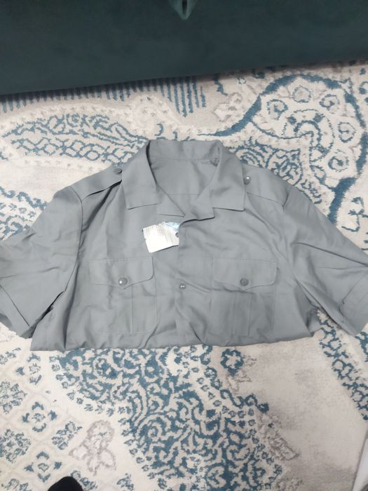 Рубашки повседневные