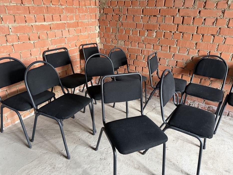 Продам парты, стулья, письменный стол, доску