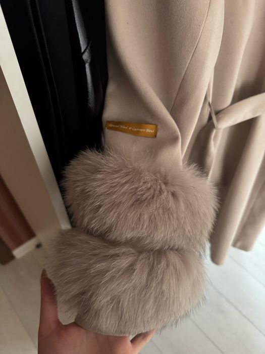 Луксозни дамси палта